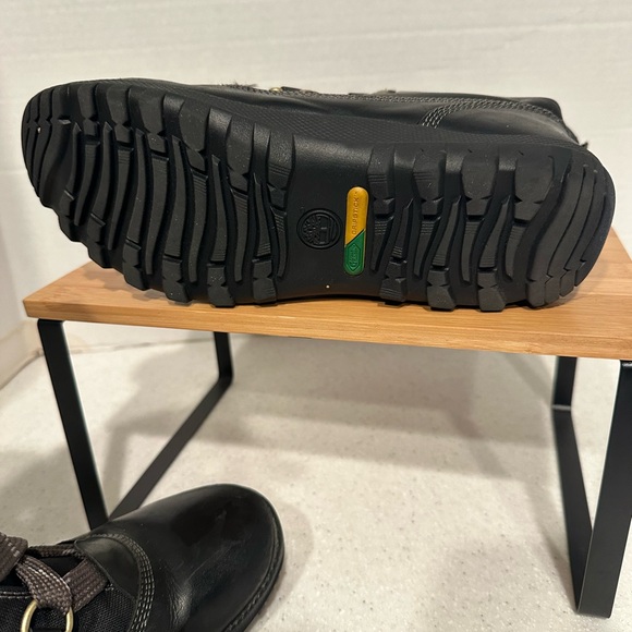 Timberland Mt Hope Mid Women’s Sz 8.5 Insulated Waterproof Black Winter Boots - Picture 10 of 16